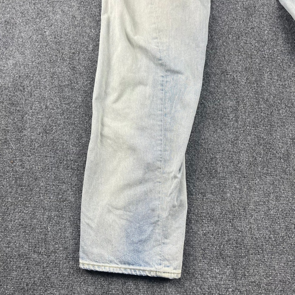 Y2K Levi Engineered Jeans Men 30 Light Wash Twisted Buckle Button Fly 32x32 - Picture 4 of 16
